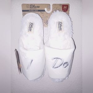 "I DO" slippers size 7/8 Women's.